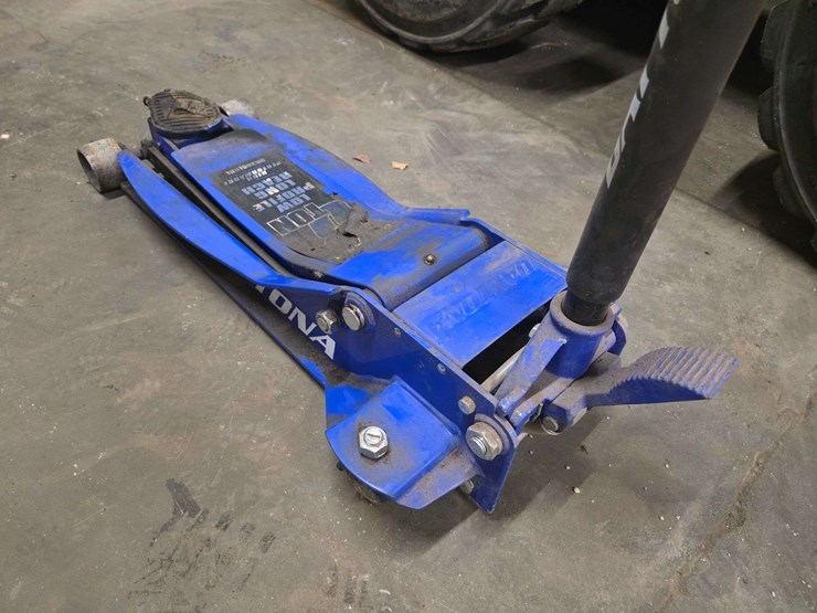 daytona-3-ton-low-profile-long-reach-high-performance-jack,-model:-ds300lrg-–-blue-image-6