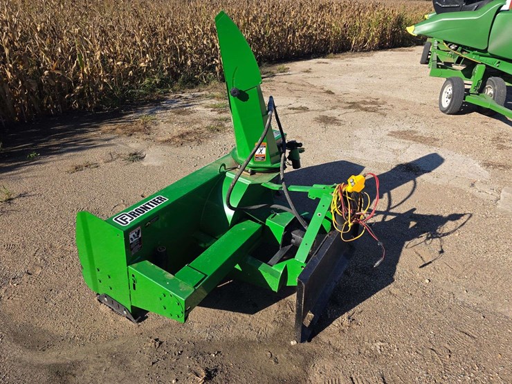 frontier-sb1174-3pt-snowblower-with-skid-loader-quick-attachment-adapter-plate,-2-years-old,-hydraul-image-2