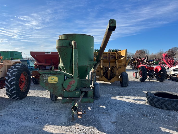 john-deere-400-image-2