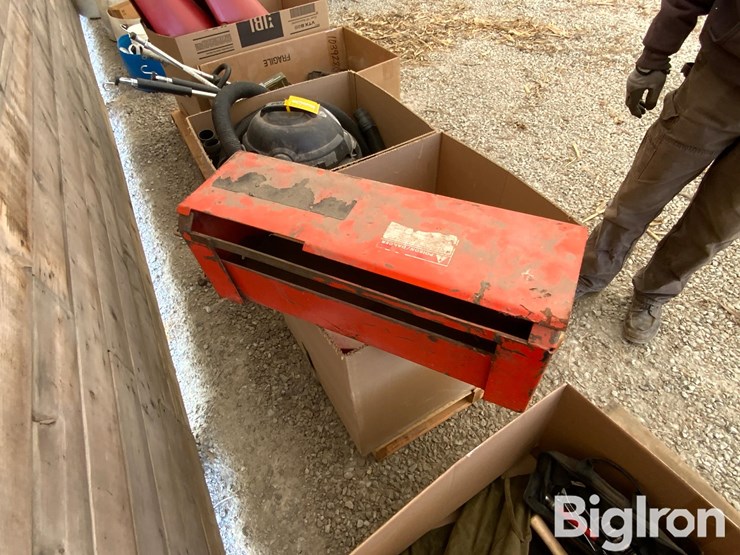 pallet-of-farm-support-image-5