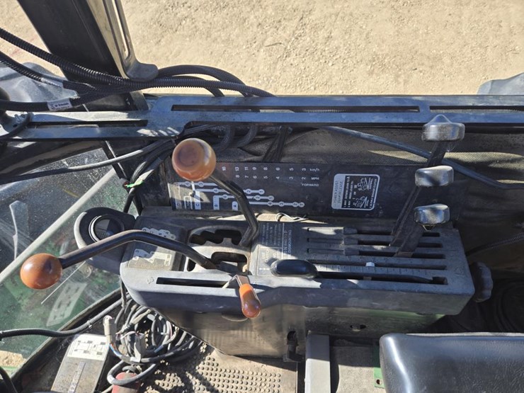 john-deere-8630-image-29