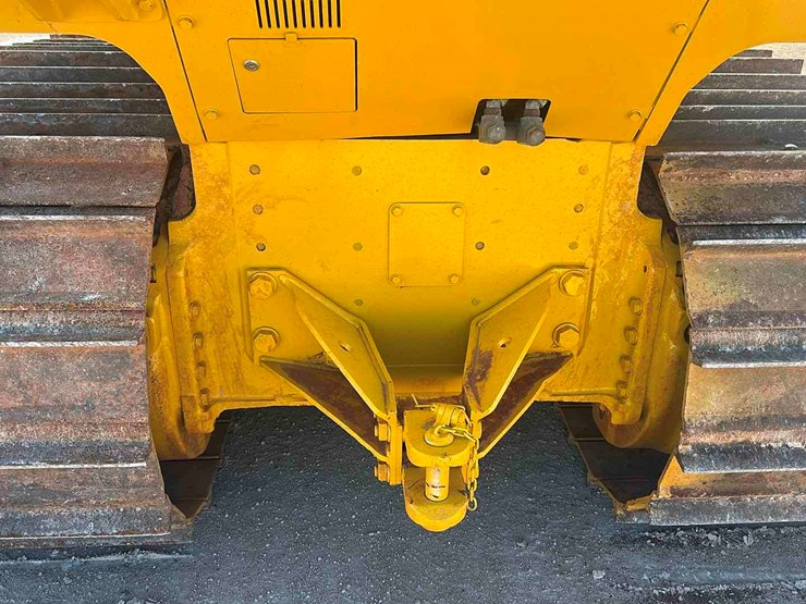 komatsu-d65px-18-image-6
