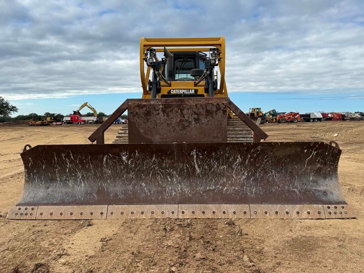 caterpillar-d6t-lgp-image-12