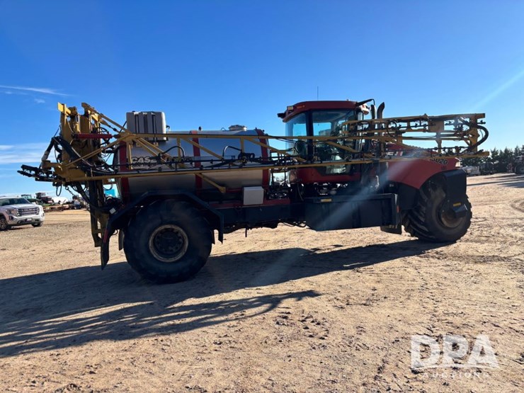 case-ih-titan-3020-image-10
