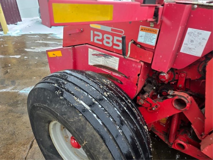 2002-gehl-1285-image-16