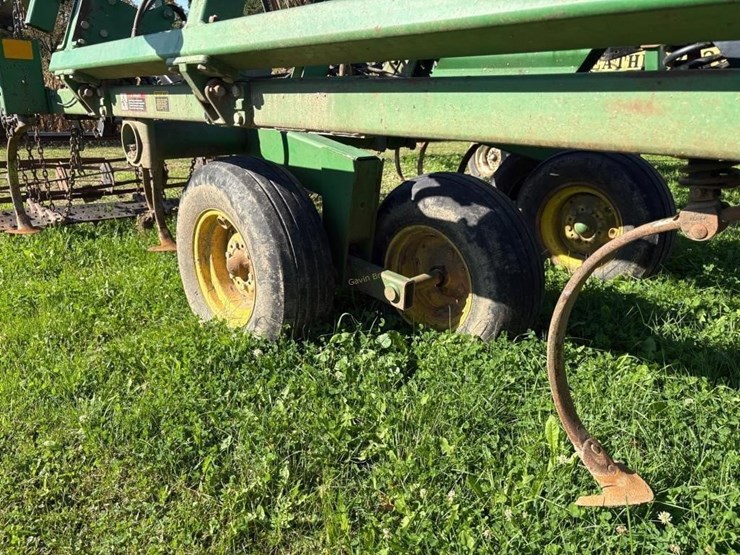 john-deere-726-image-9