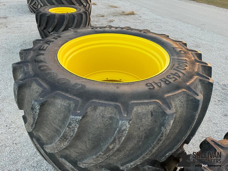 lsw-tires-&-rims-for-jd-8r-tractor-image-8