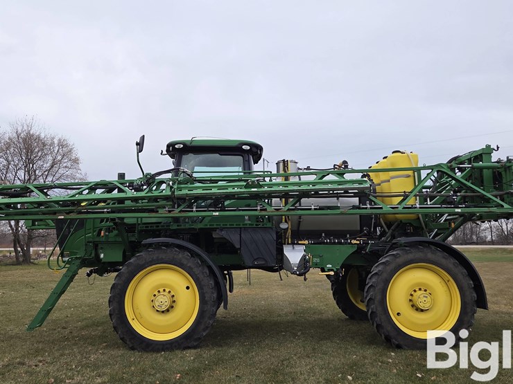 john-deere-r4038-image-8