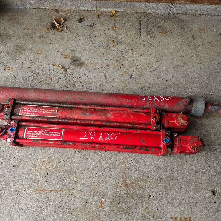 (3) Hydraulic Cylinders, (2) 2 ½” x 20” and (1) 2 ½” x 30”, All in Working Order Per Seller, Buying