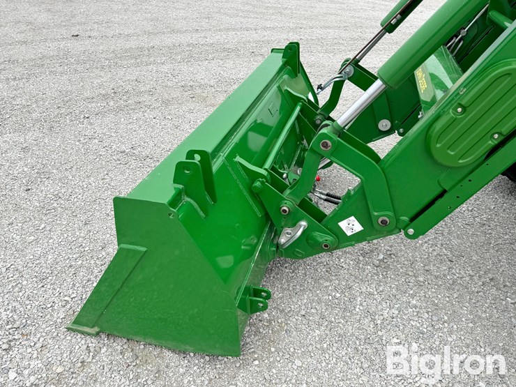 2023-john-deere-6145m-image-9