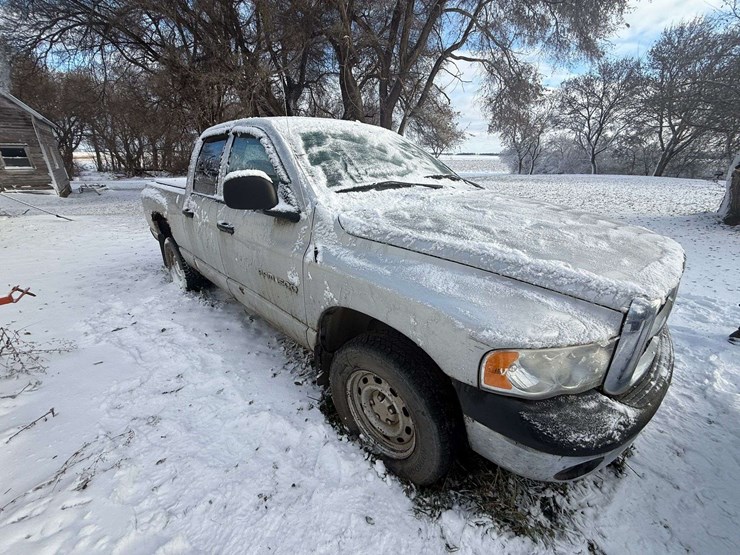 2004-dodge-ram-1500-image-4