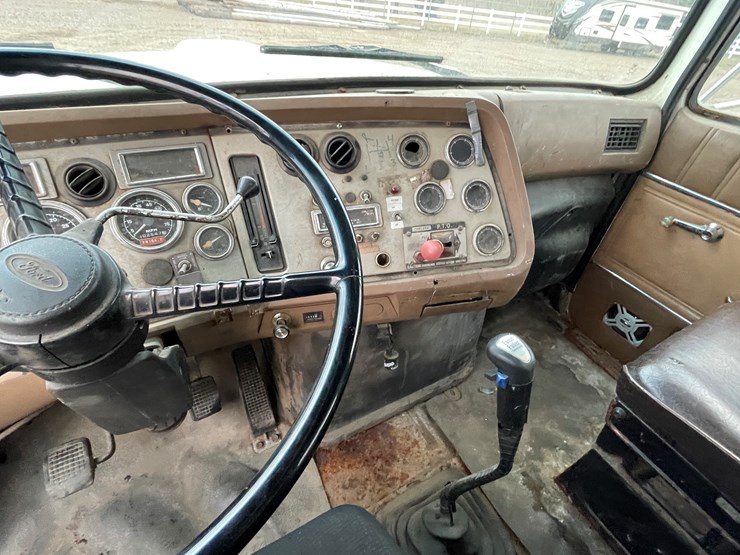 #1134-•-1993-ford-sheetrock-boom-truck-(has-mn-title)-image-47