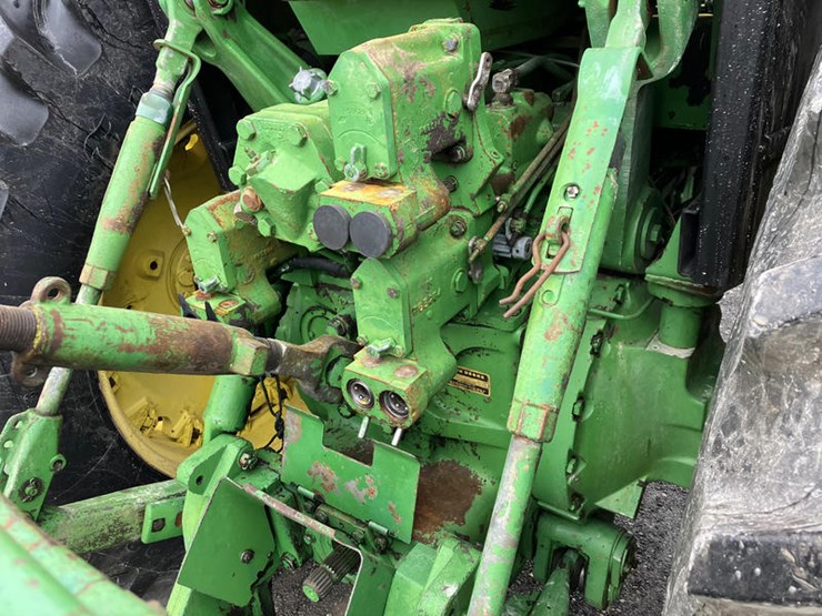 john-deere-4640-image-8