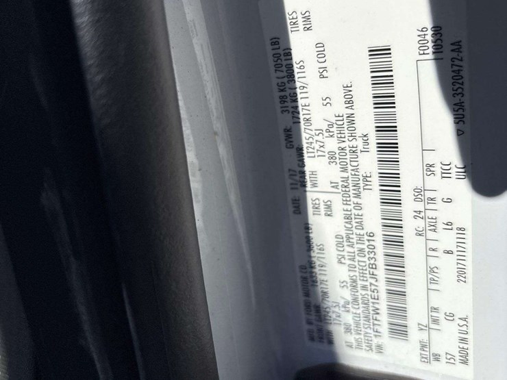 2018-ford-f-150-4x4-crew-cab-pickup-truck-image-5