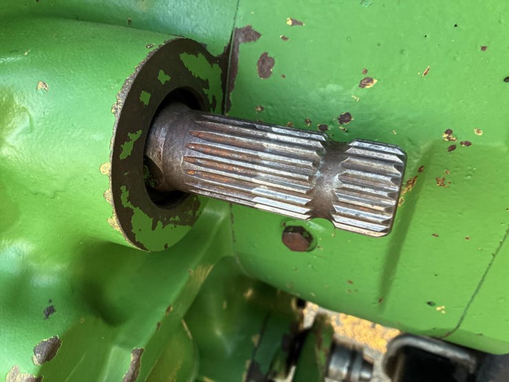 john-deere-2940-image-27