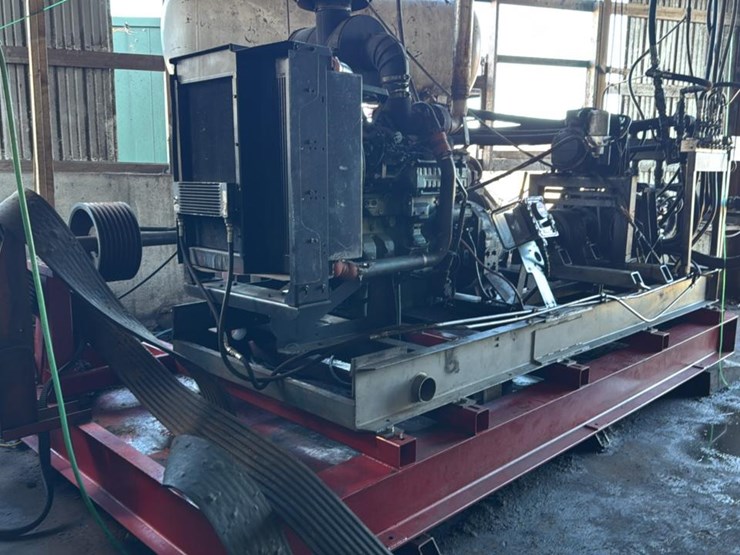 #137-•-entirety-lot-of-133-136-image-3