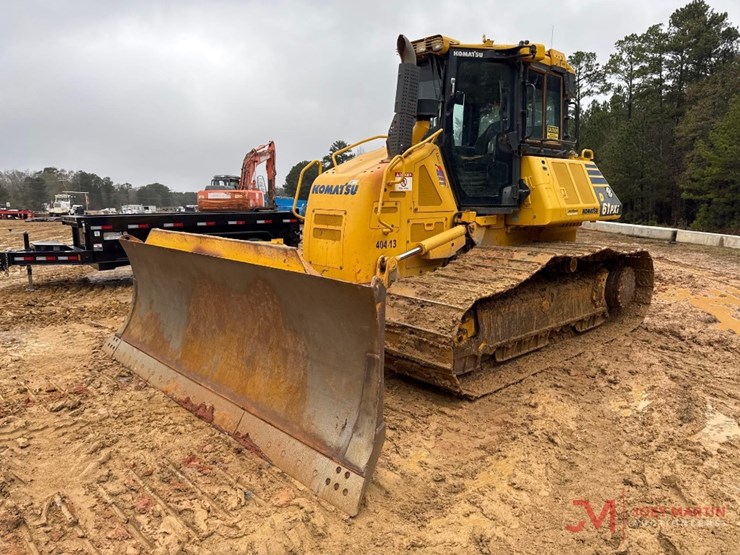 komatsu-d61pxi-24-image-4