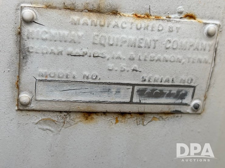 1981-new-leader-l2020-image-46