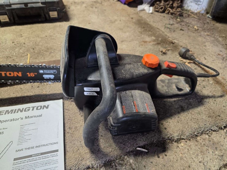 remington-rm1645-electric-chain-saw,-16”-bar-image-10