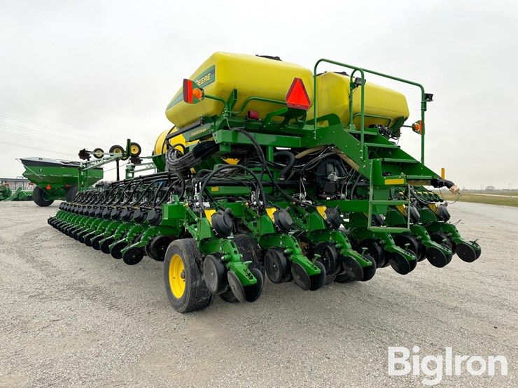 john-deere-db90-image-7