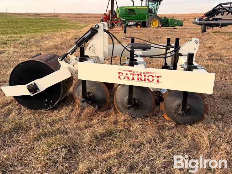 patriot-pivot-track-closer-image-4