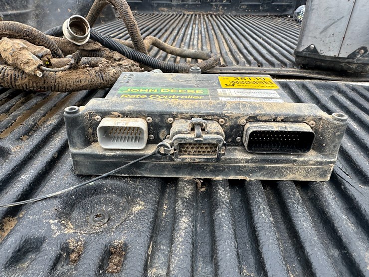 john-deere-2000-image-9