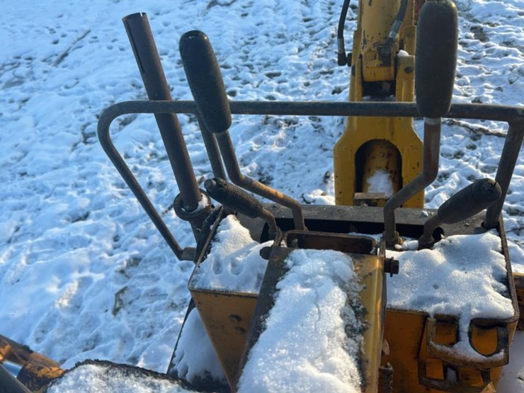 john-deere-555-image-40