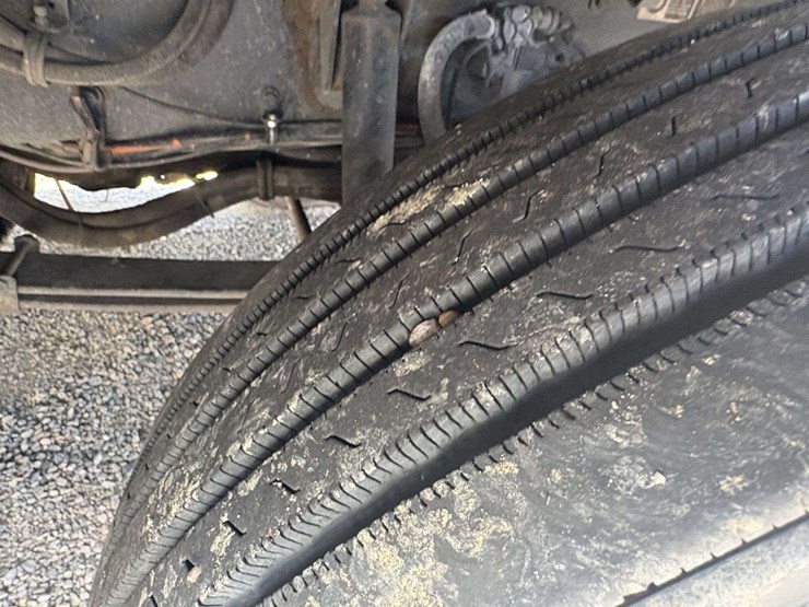 2007-kenworth-t600-image-18