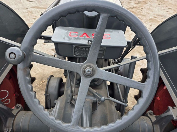 1938-case-cc-narrow-front-tractor,-new-12.4/11-36-rears,-pto,-crank-start,-sn:-4200966,-rebuilt-fro-image-32