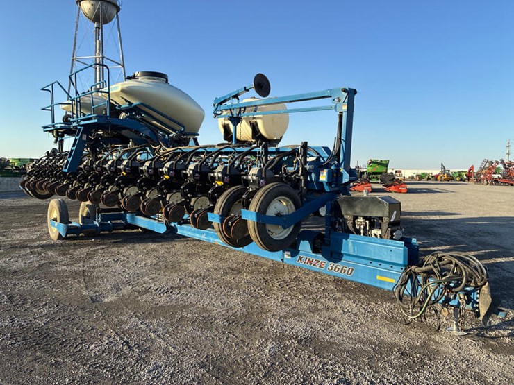 kinze-3660-image-1
