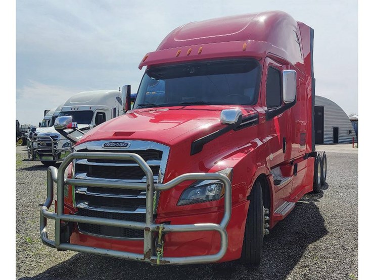 2019-freightliner-cascadia-126-image-1