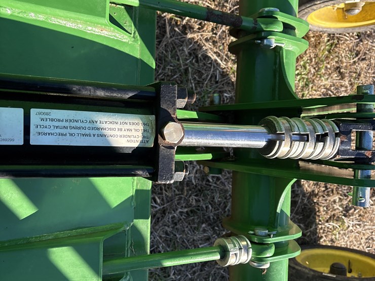 2022-john-deere-fc20m-image-13