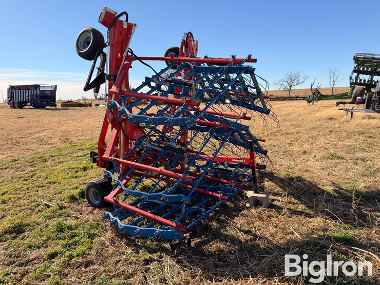 2022-hatzenbichler-30'-hydraulic-comb-harrow-image-7