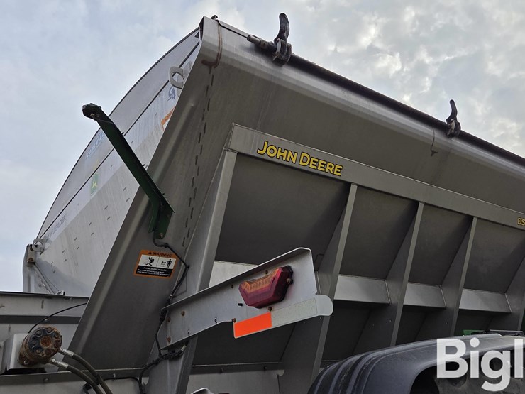 john-deere-600r-image-20