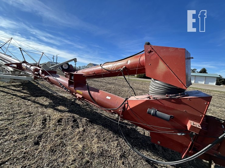 buhler-farm-king-16104-image-17