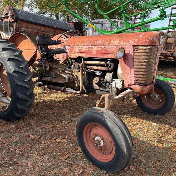 MASSEY-FERGUSON 50
