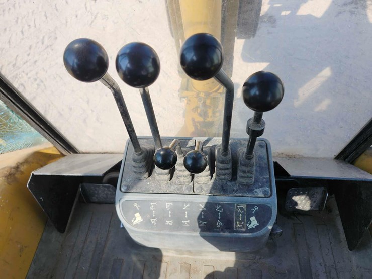 1997-caterpillar-416c-image-30