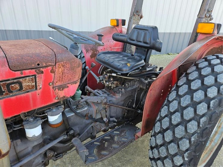 massey-ferguson-240-image-63