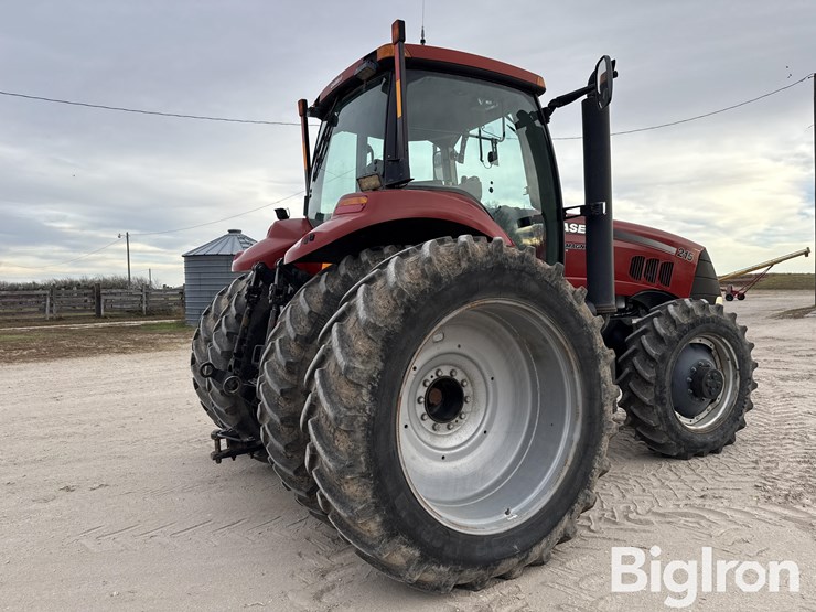 case-ih-magnum-215-image-5