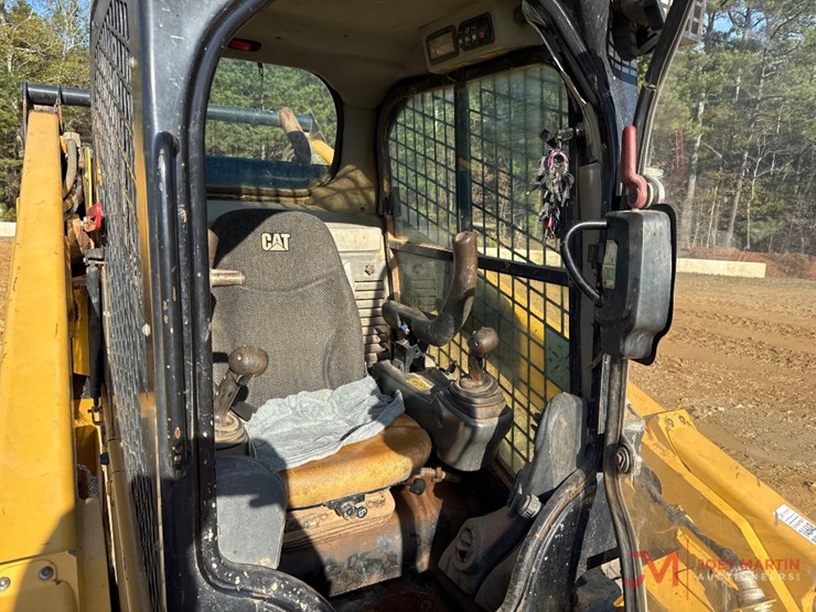 caterpillar-299d2-xps-image-14