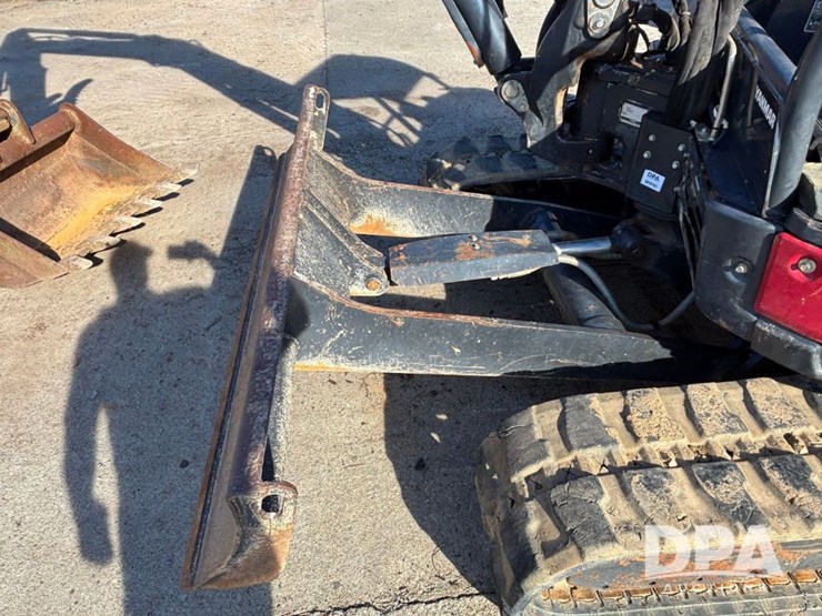 2020-yanmar-vio55-image-26