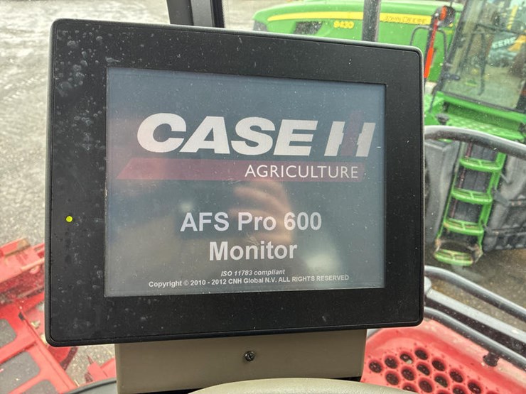 case-ih-8120-image-31