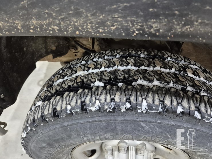 2000-chevrolet-silverado-2500-image-10