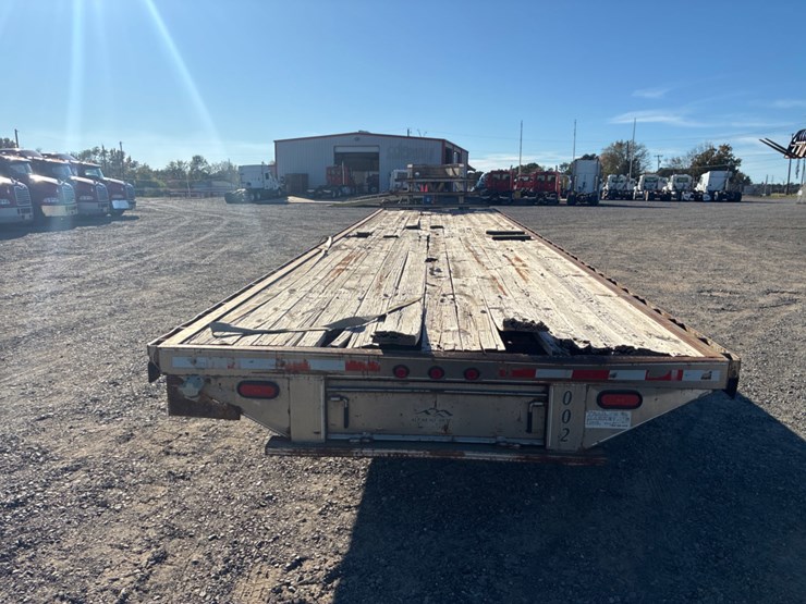 2007-delta-gooseneck-trailer-image-5