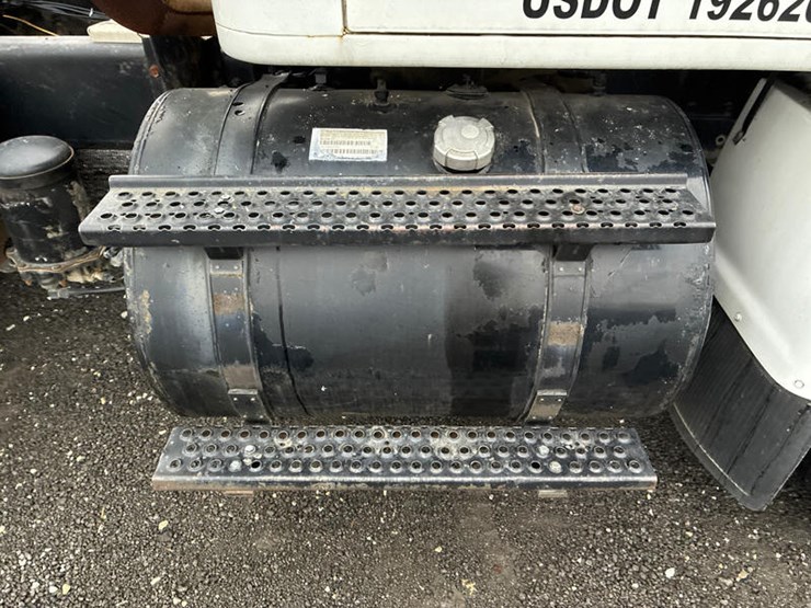 case-ih-8100-image-18