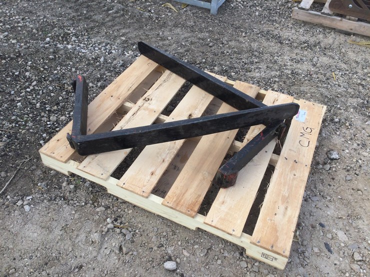 #4558-•-set-of-skid-steer-forks-image-2