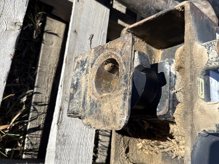 pto-&-trailer-drive-shafts-&-latches-image-19