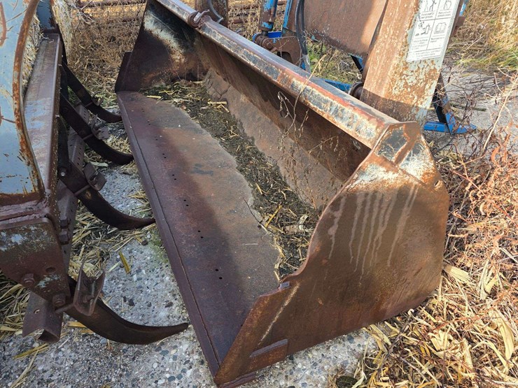 new-holland-72la-image-6