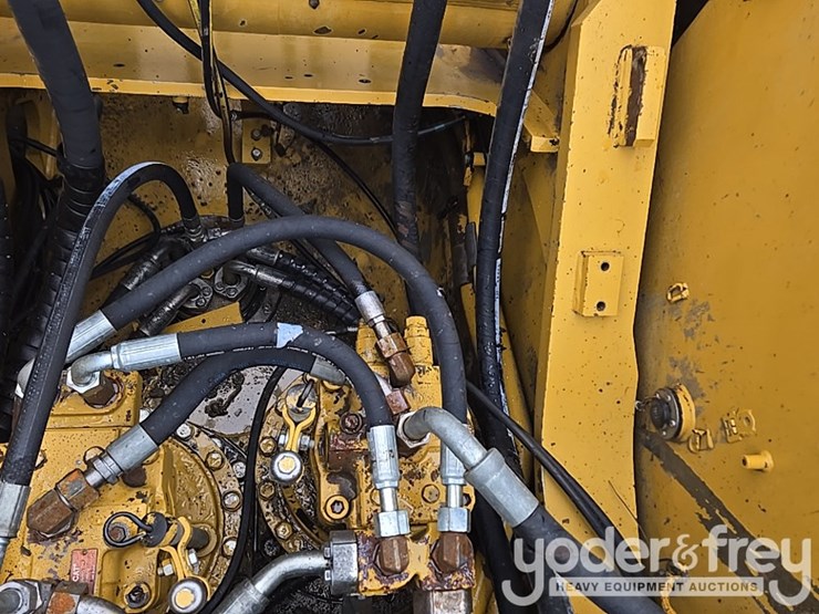 2012-caterpillar-349el-image-63