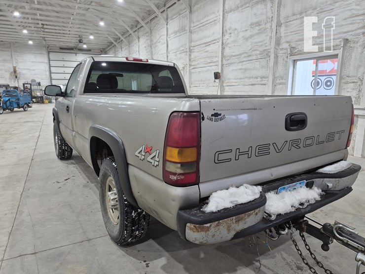 2000-chevrolet-silverado-2500-image-7